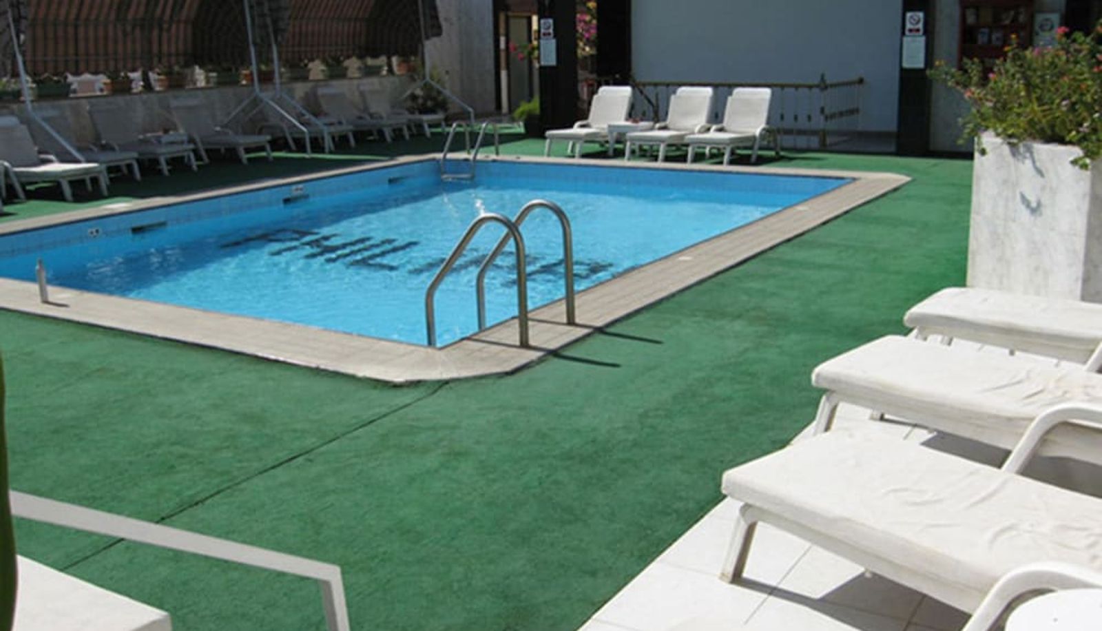 Basen - Philippe Luxor Hotel