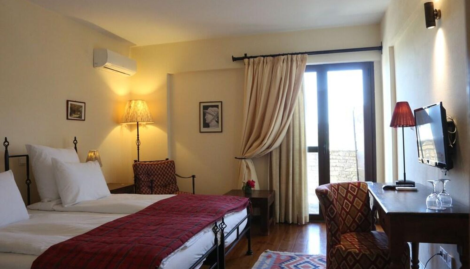 Zimmer mit Bergblick - Princess Lanassa