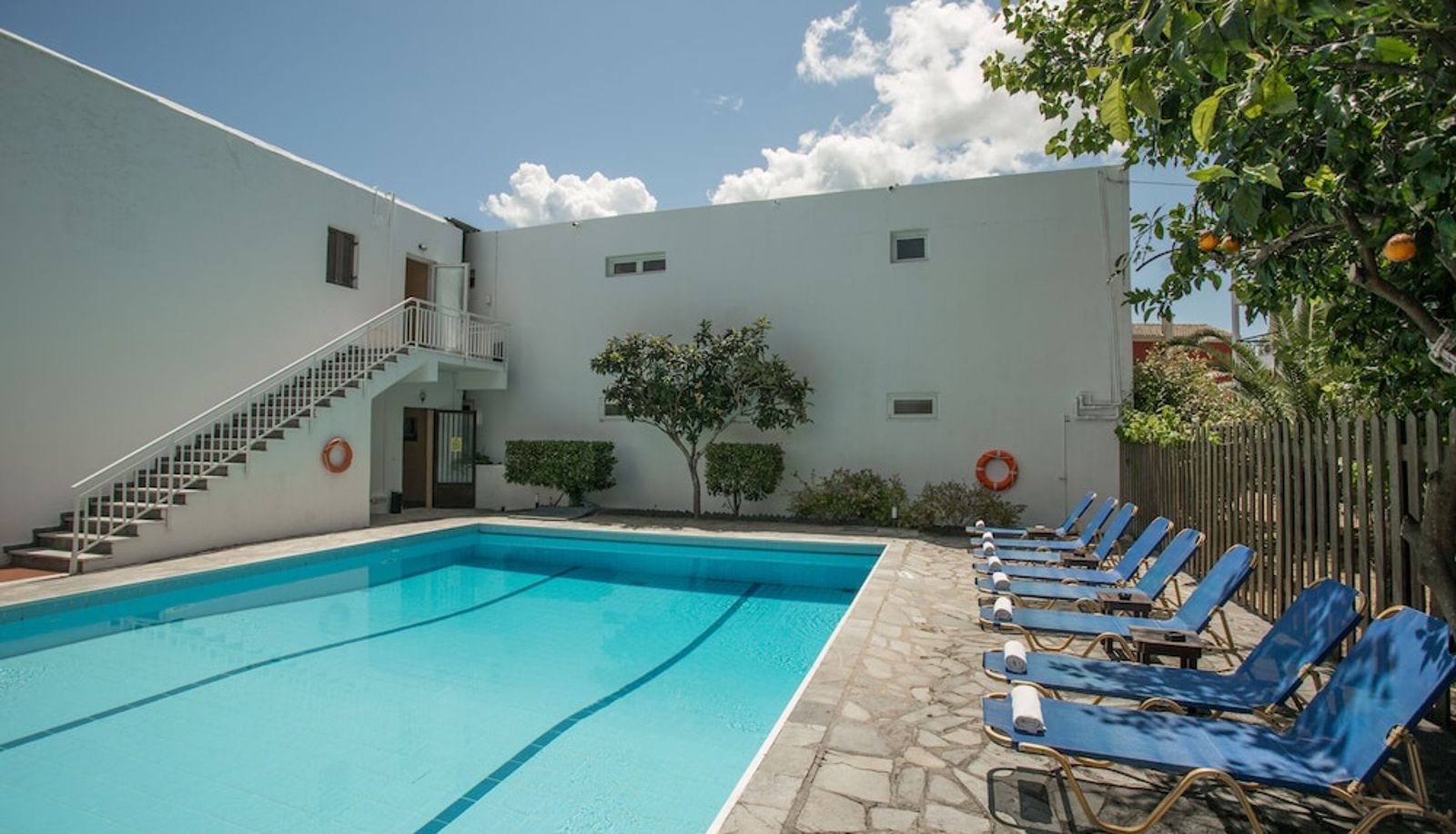 Pool - Popi Star Hotel