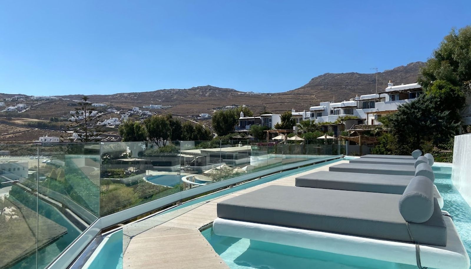 Piscina - Panormos Village Hotel