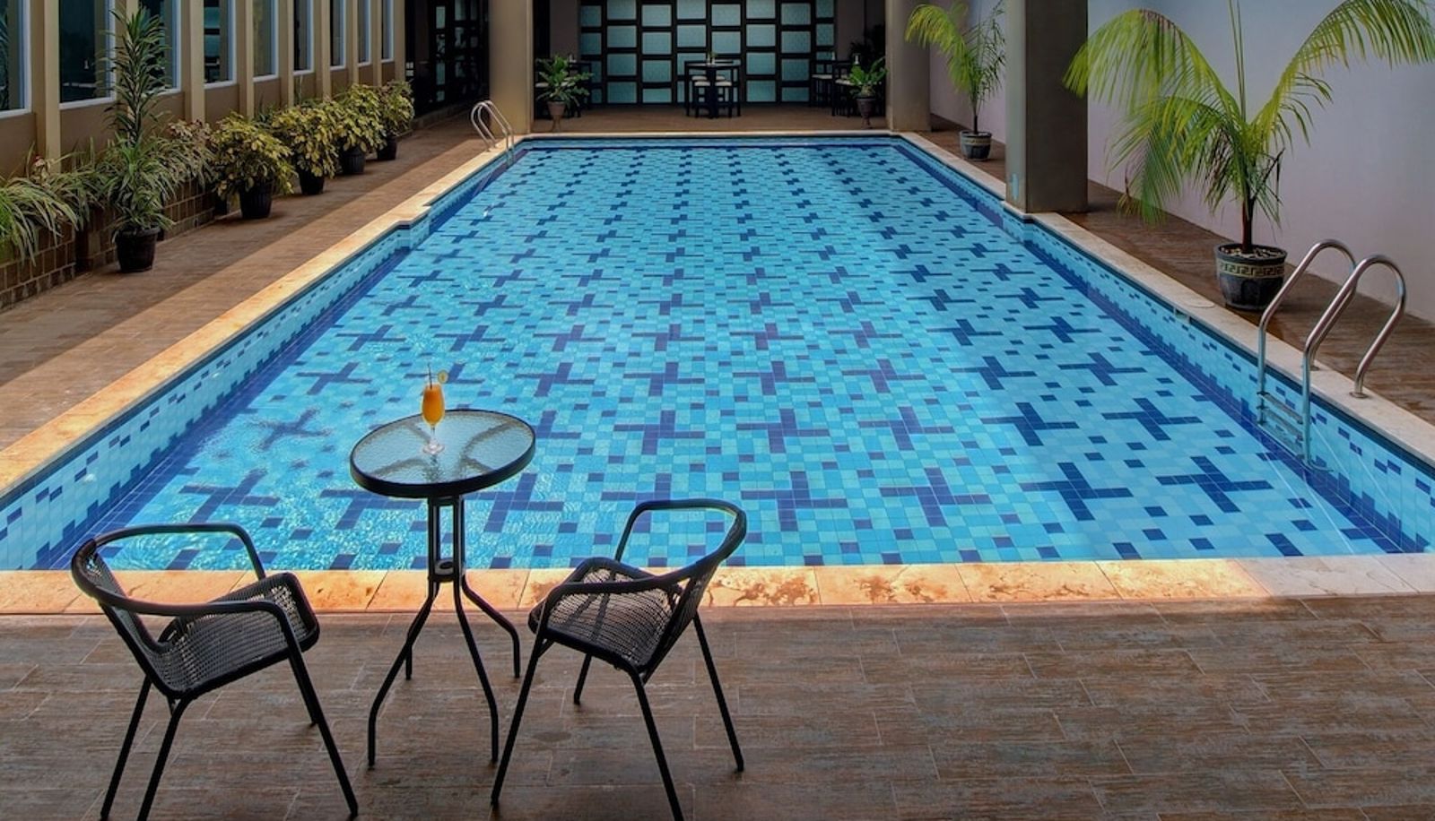 Piscina - Manna Hotel Pematangsiantar