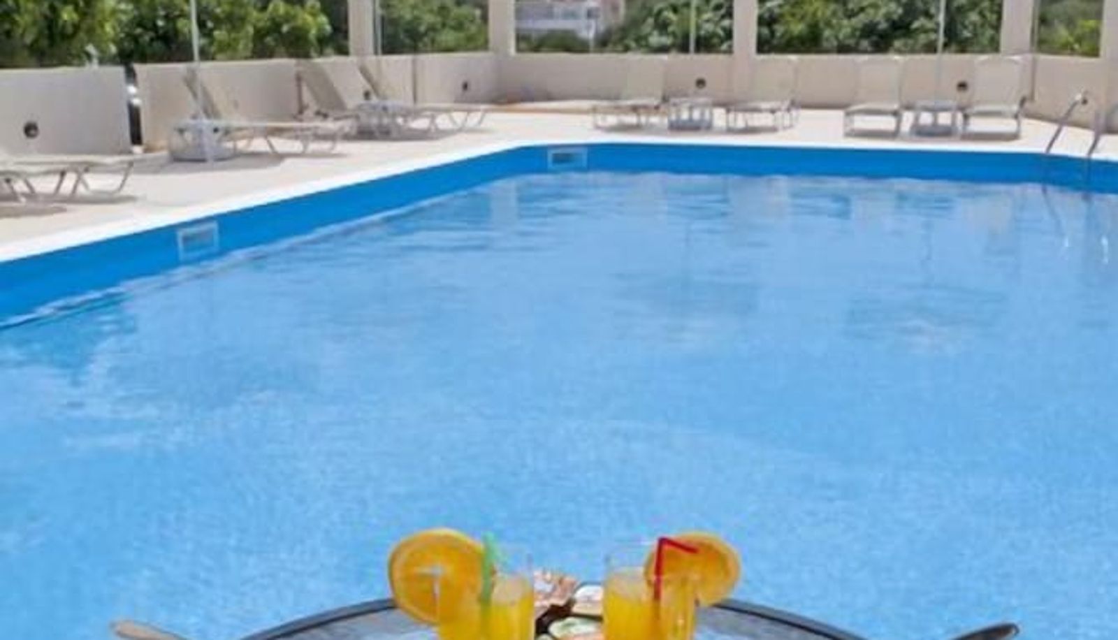 Piscina - Hiona Holiday Hotel