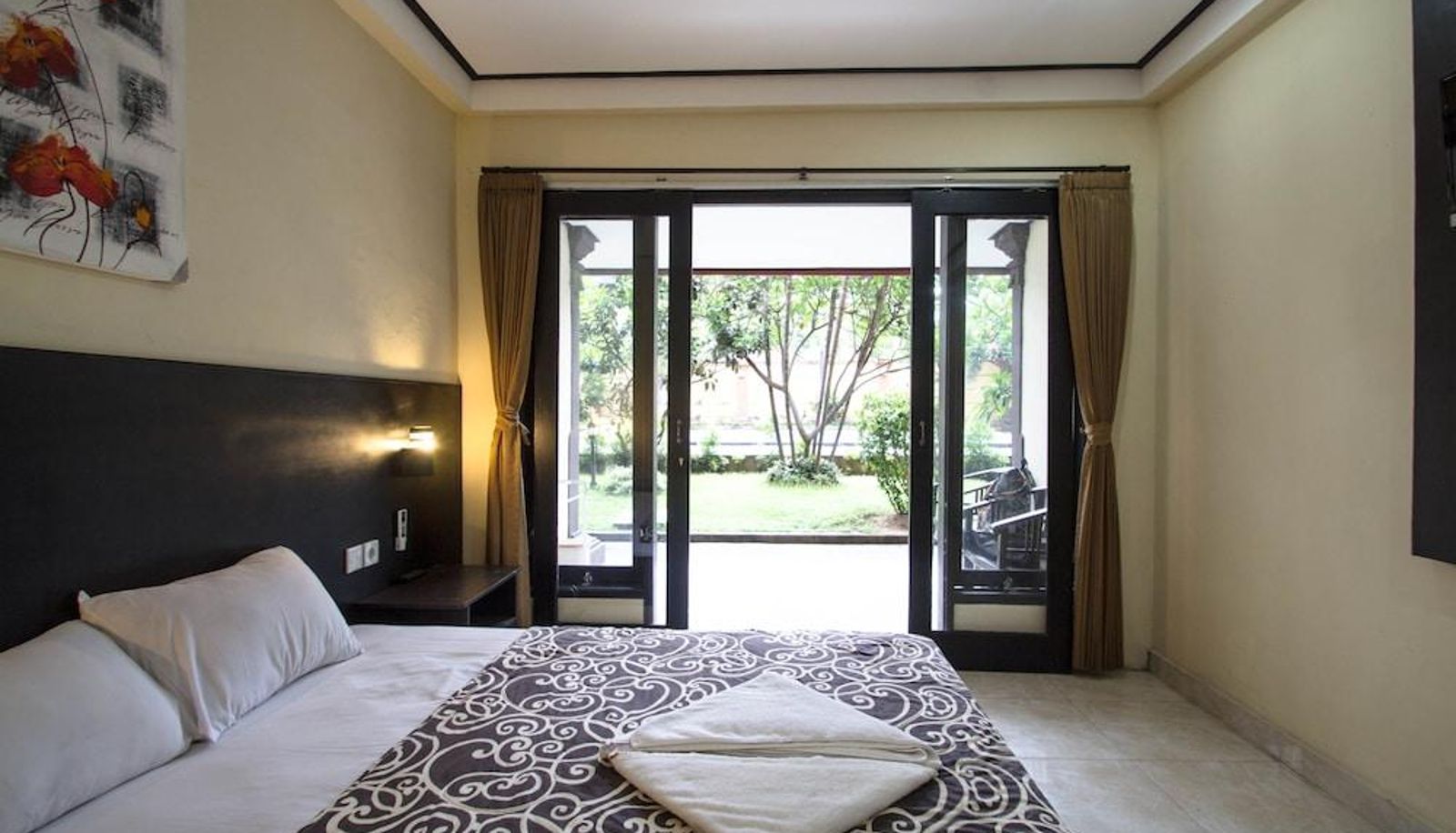 Superior room (double) - Beneyasa Beach Inn 1