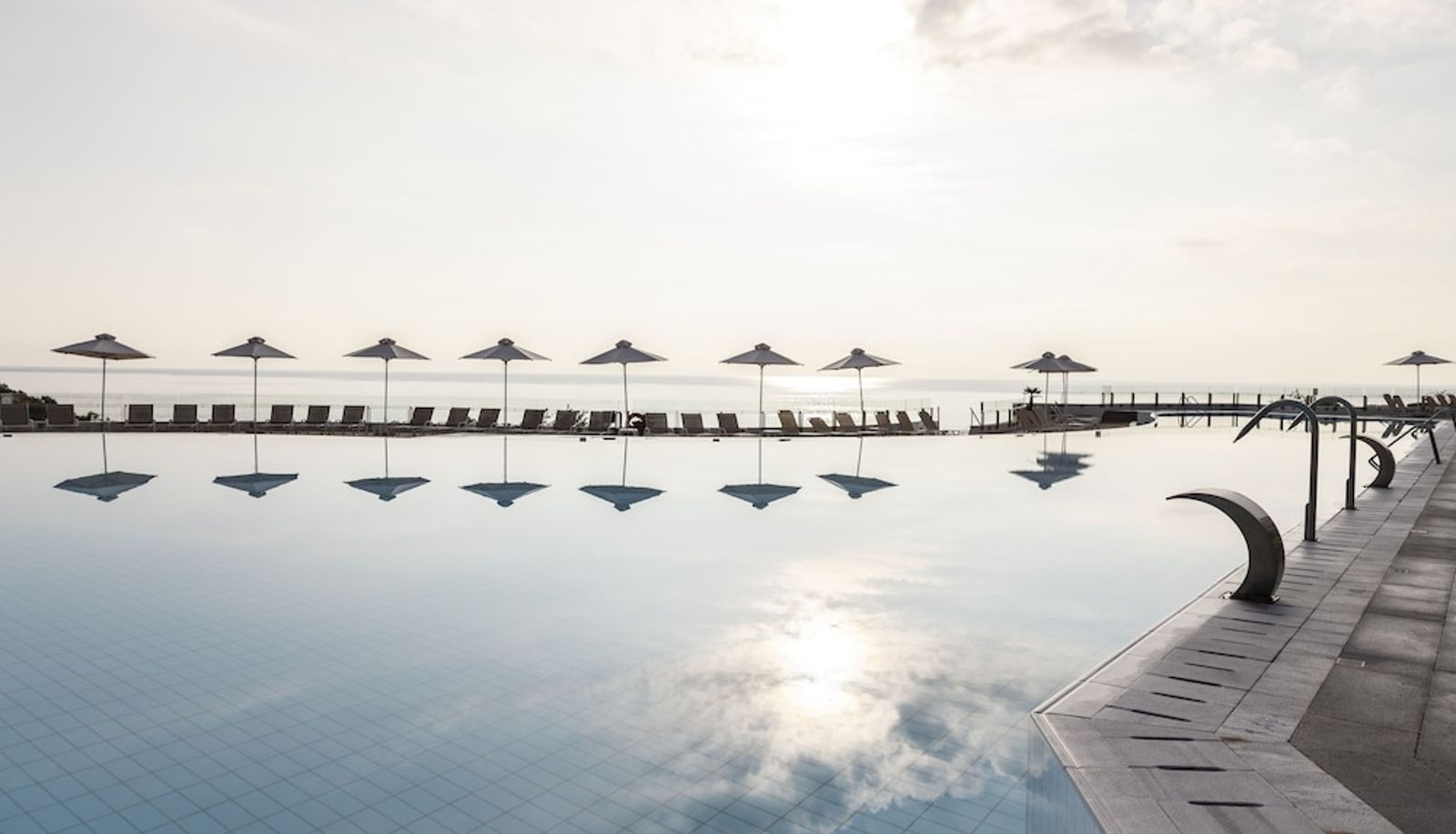 Pool - Apostolata Island Resort