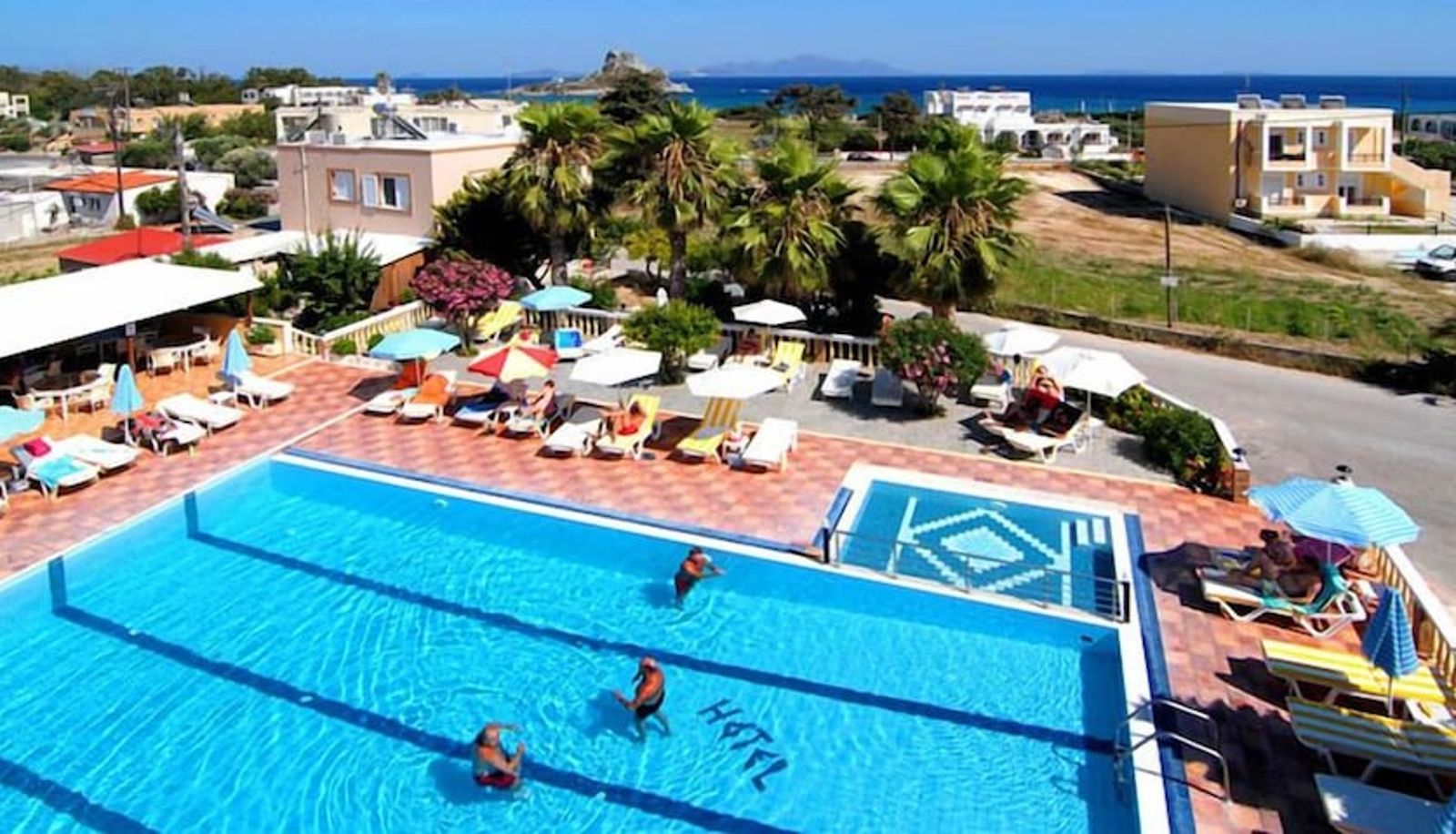 Pool - Zeus Hotel
