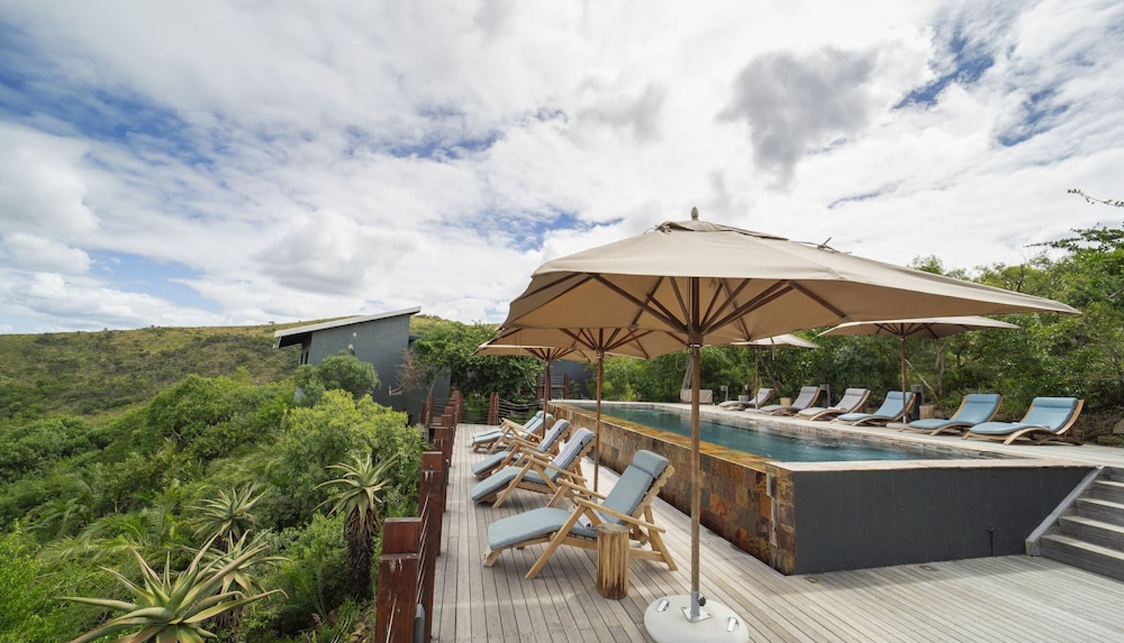 Zwembad - Rhino Ridge Safari Lodge