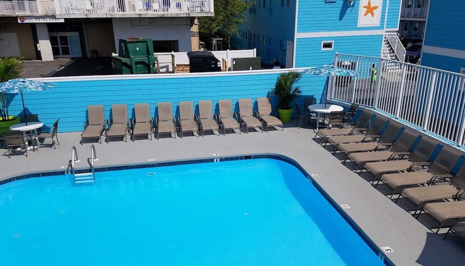 Pool - Madison Beach Motel