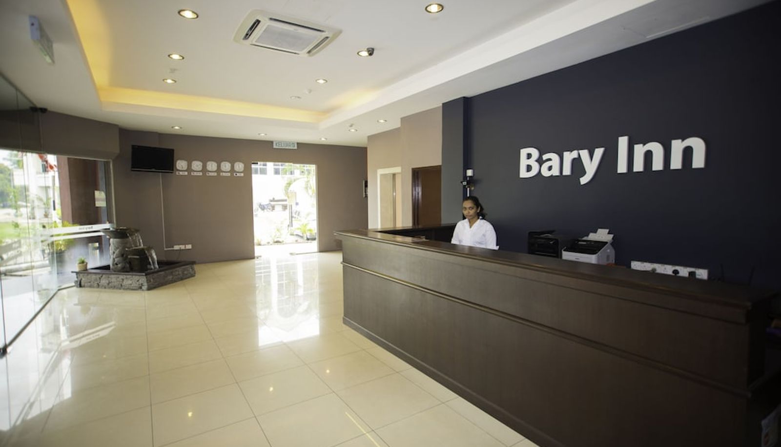 Rezeption - Bary Inn KLIA Transit Hotel