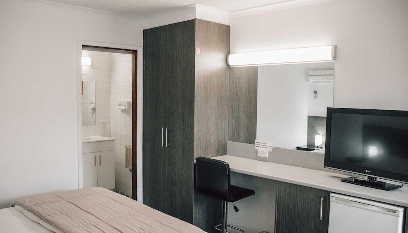 Chambre supérieure (double) - Downtown Motel Warrnambool