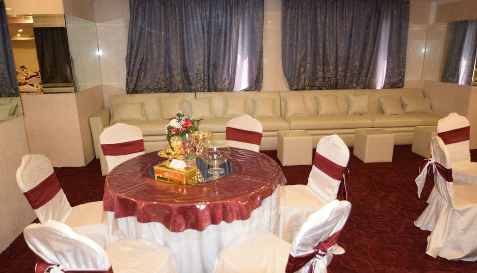 Meeting room - Royal Al Mashaer Hotel