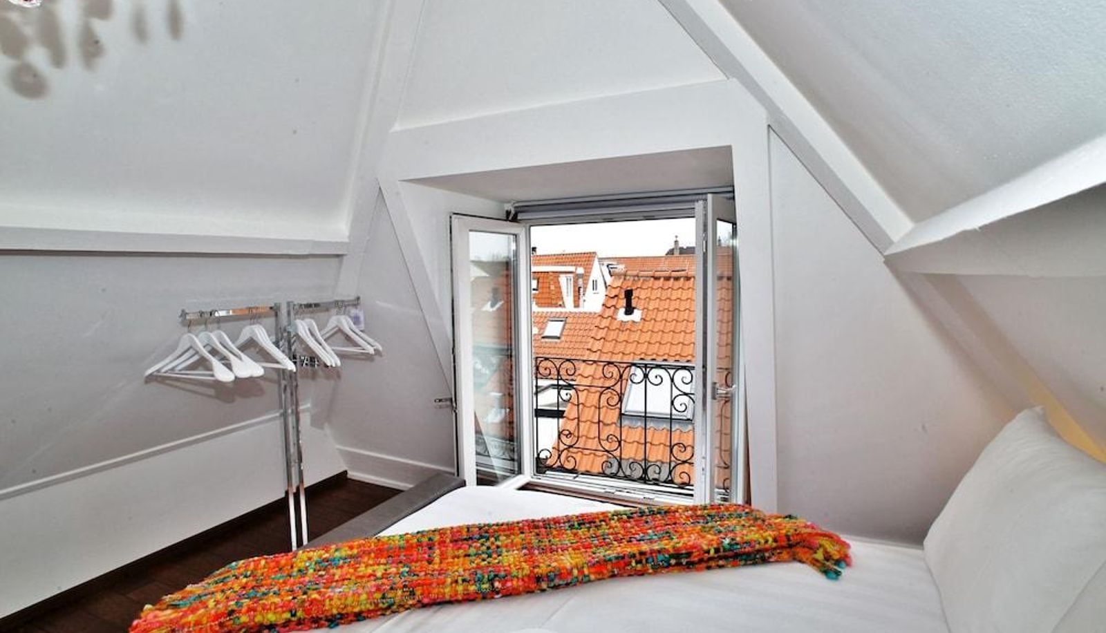 Camera standard - Luxury Apartments Delft - Flower Market
