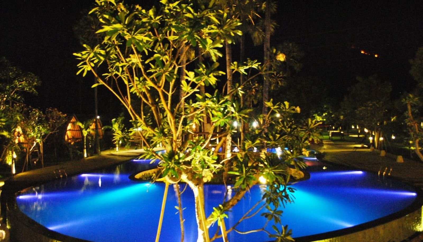 Basen - Kinaara Resort & Spa