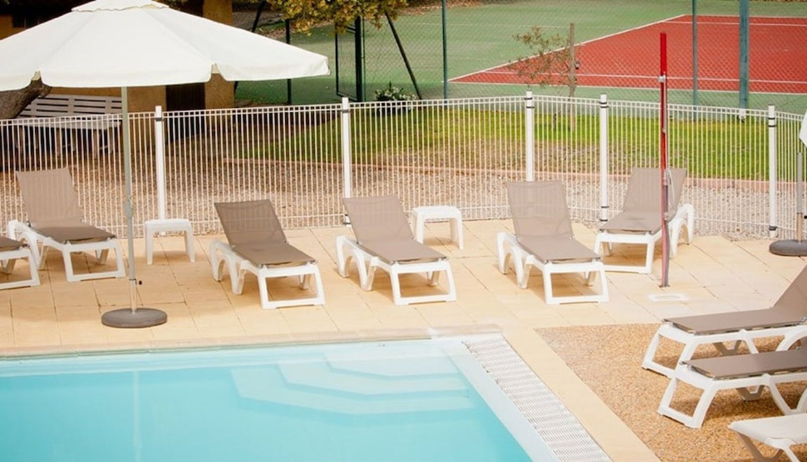 Pool - Hôtel Côté Ventoux