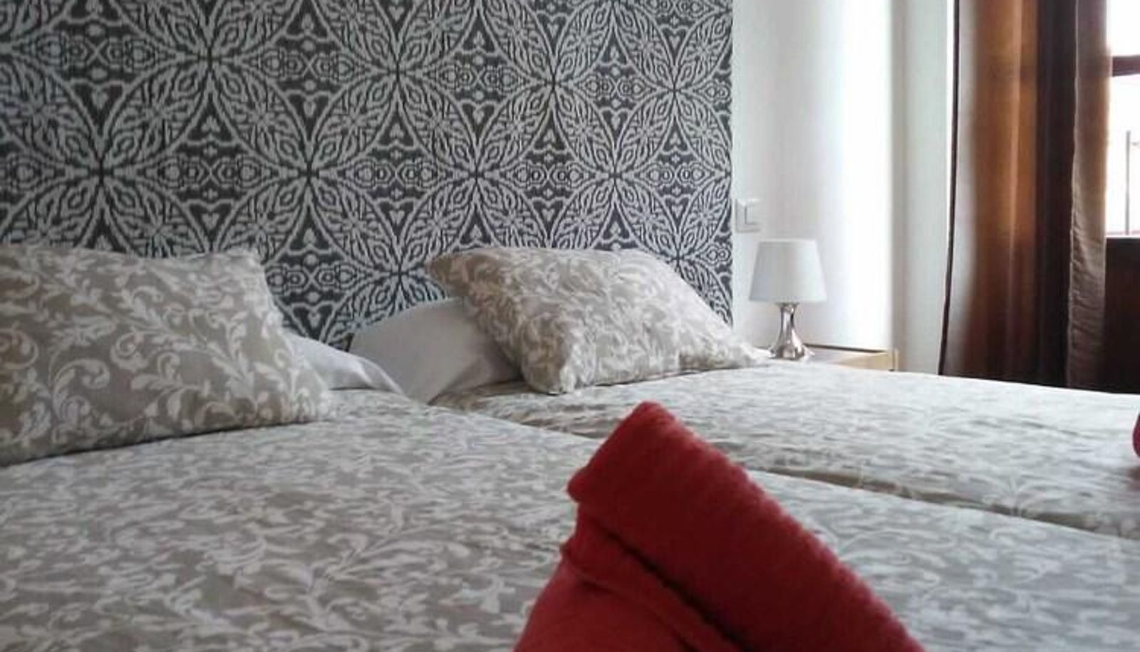 Apartament - Dos Torres Pilar Suites
