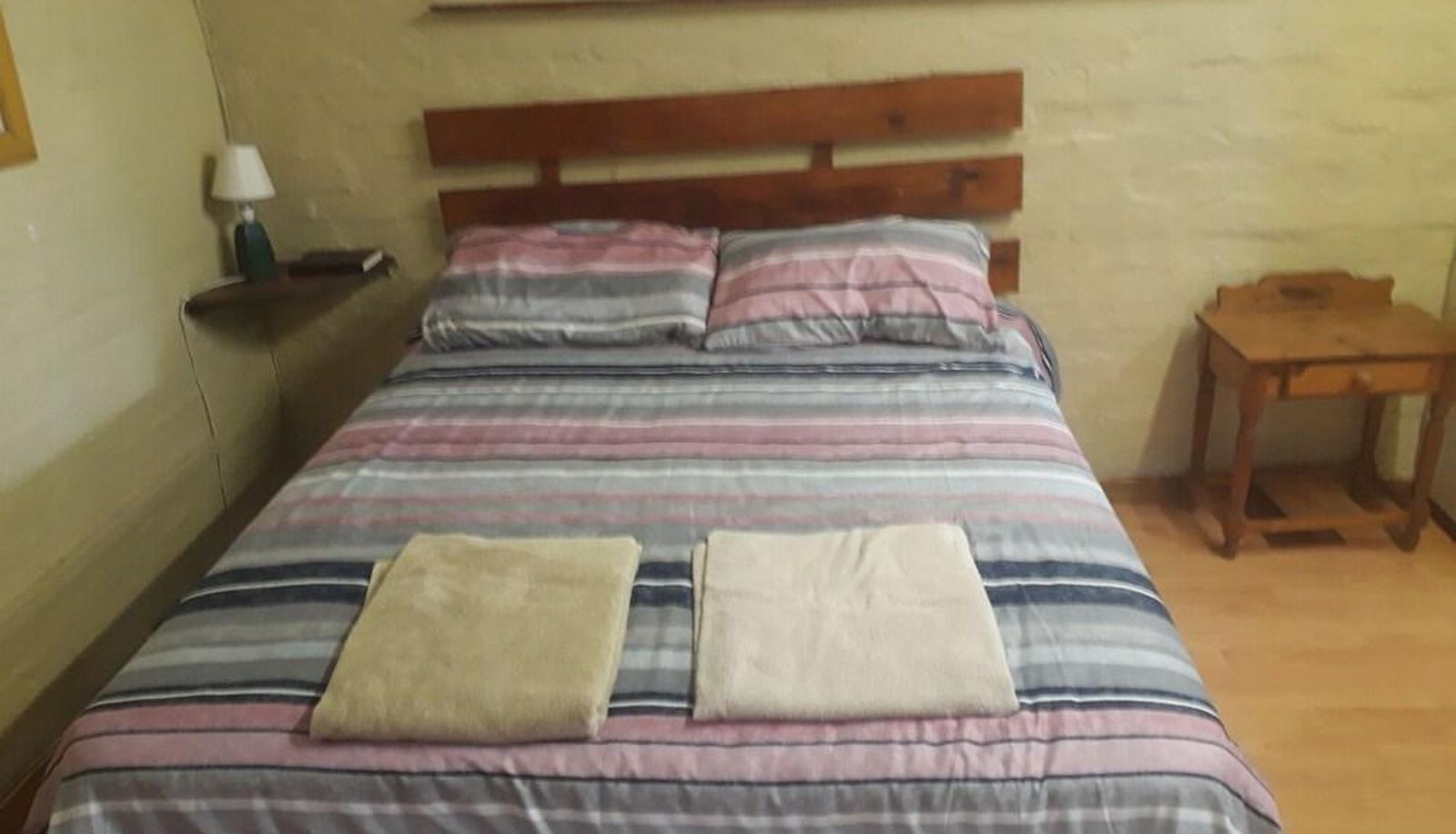 Chambre Familiale - Bedrock B&B