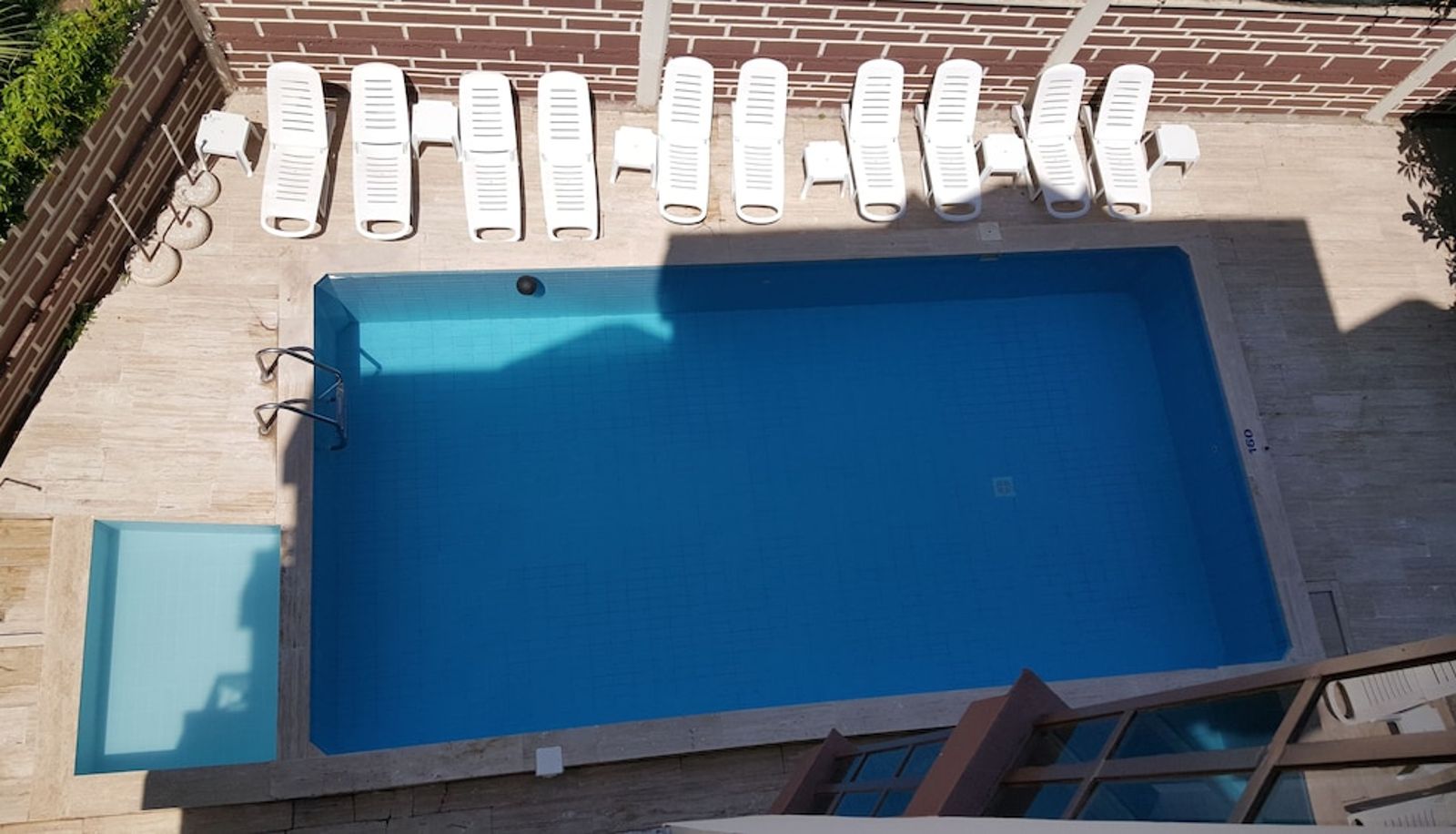 Pool - Kartal Hotel