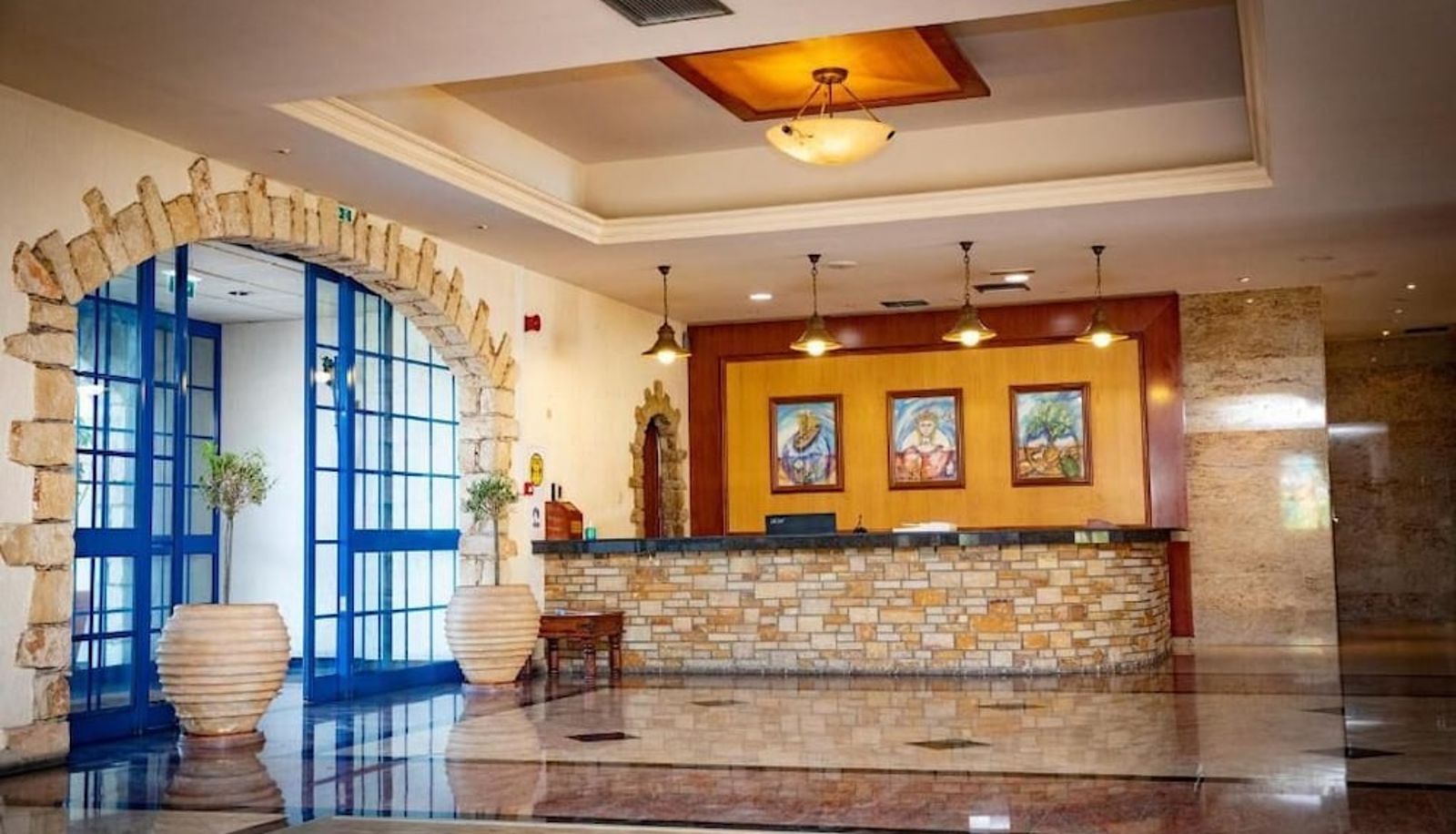 Reception - Navarria Hotel