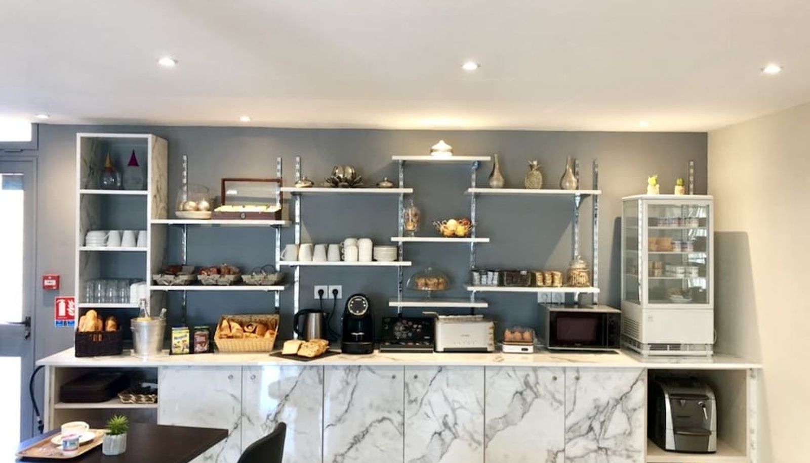 Salle de petit-déjeuner - Hôtel Les Beaux Soleils