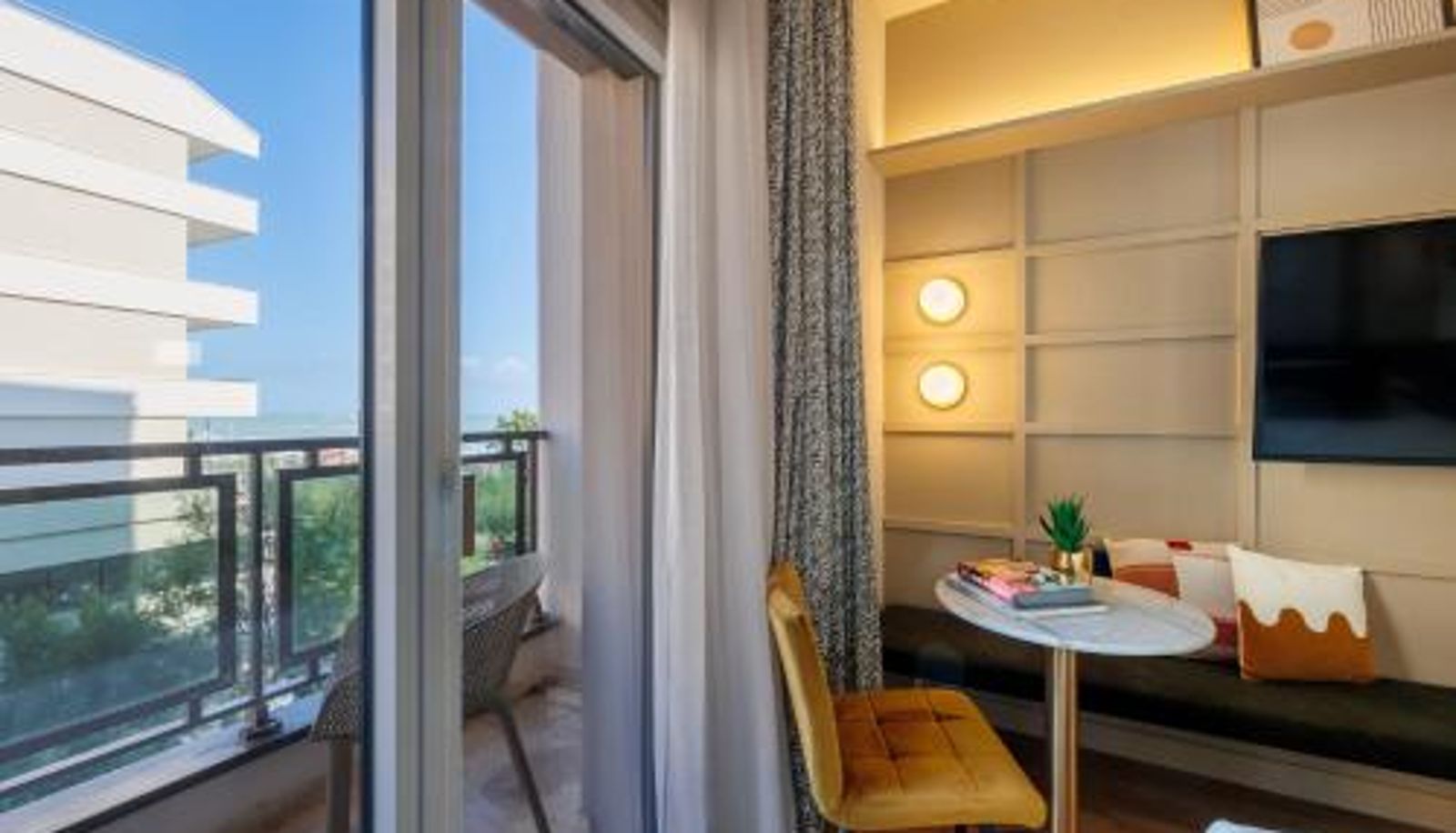Zimmer - Charlie in Pesaro