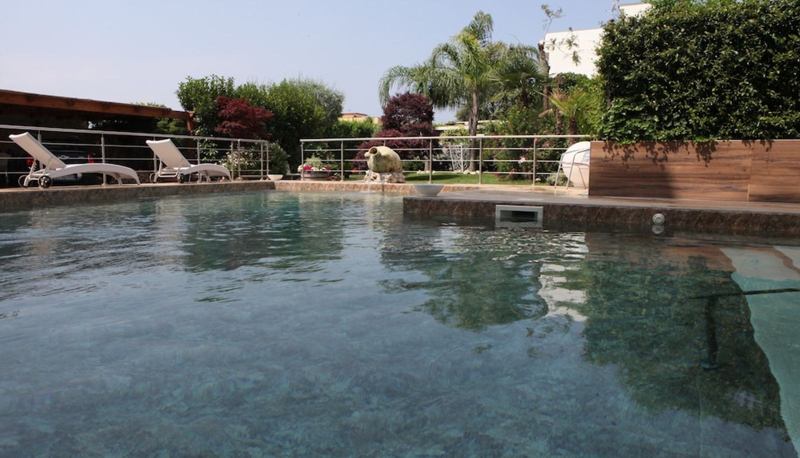Piscina - Hotel Villa Clementina
