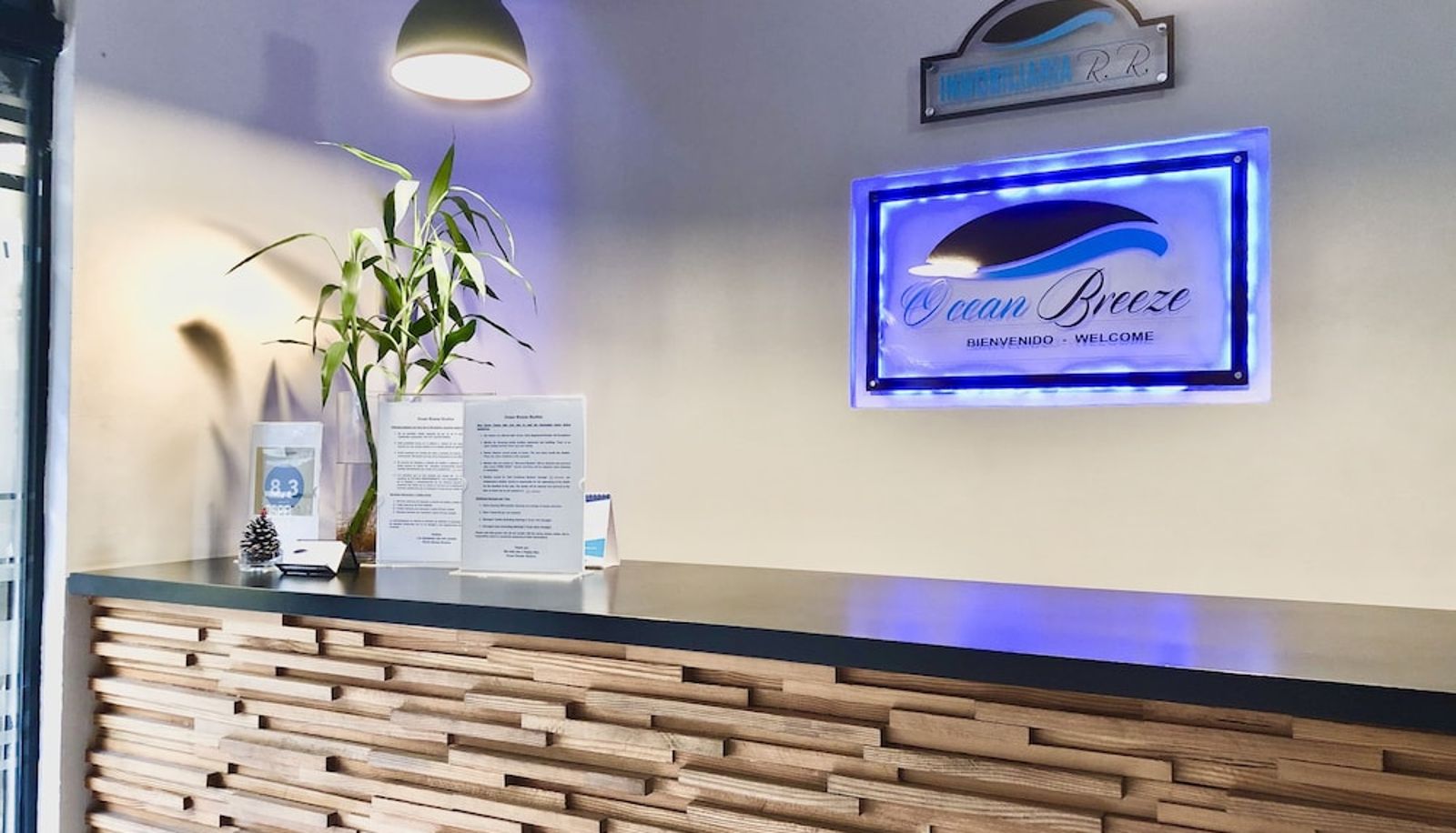 Reception - Ocean Breeze