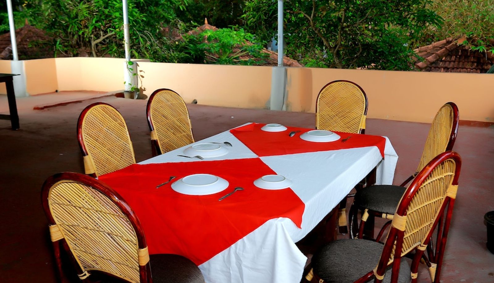 Restaurant - Unwind Hotels and Resort