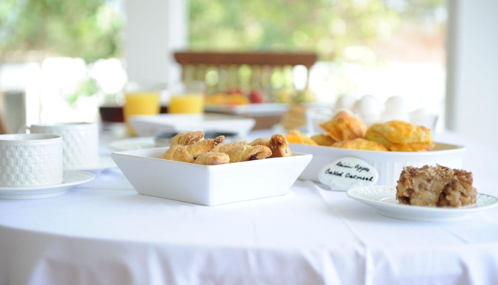 Breakfast room - Shangri-La Boutique Bed & Breakfast