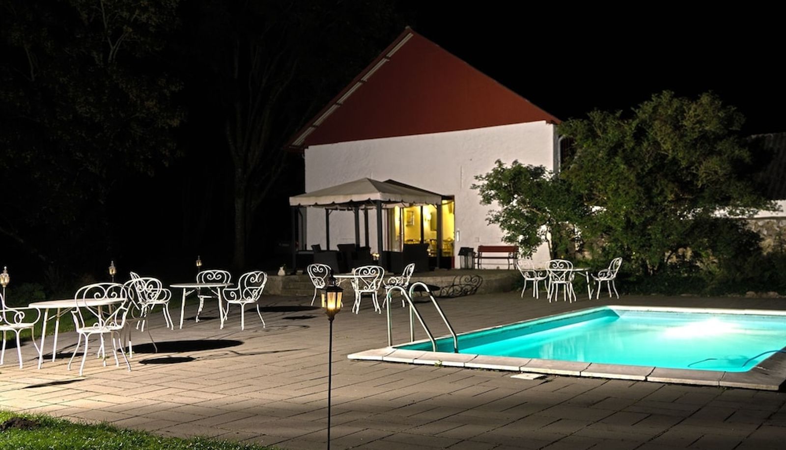 Pool - Lille Restrup Hovedgaard