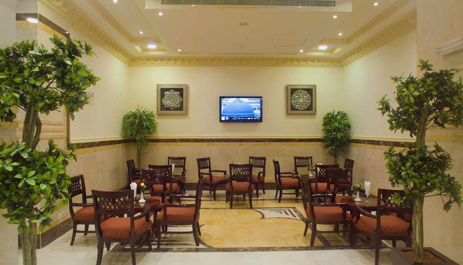 Hall - Durrat Al Eiman Hotel