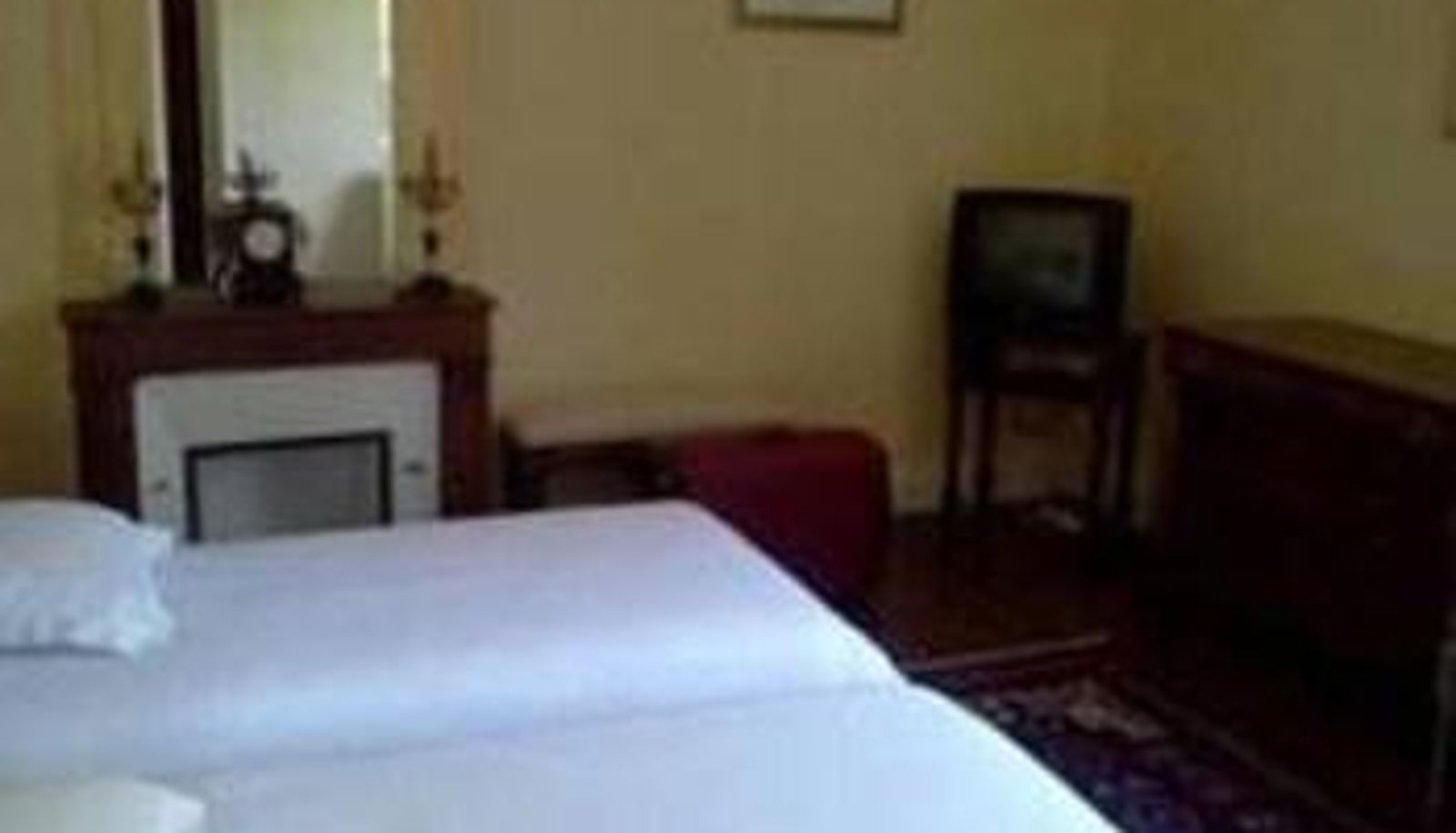Standard room - Château les Farcies du Pech