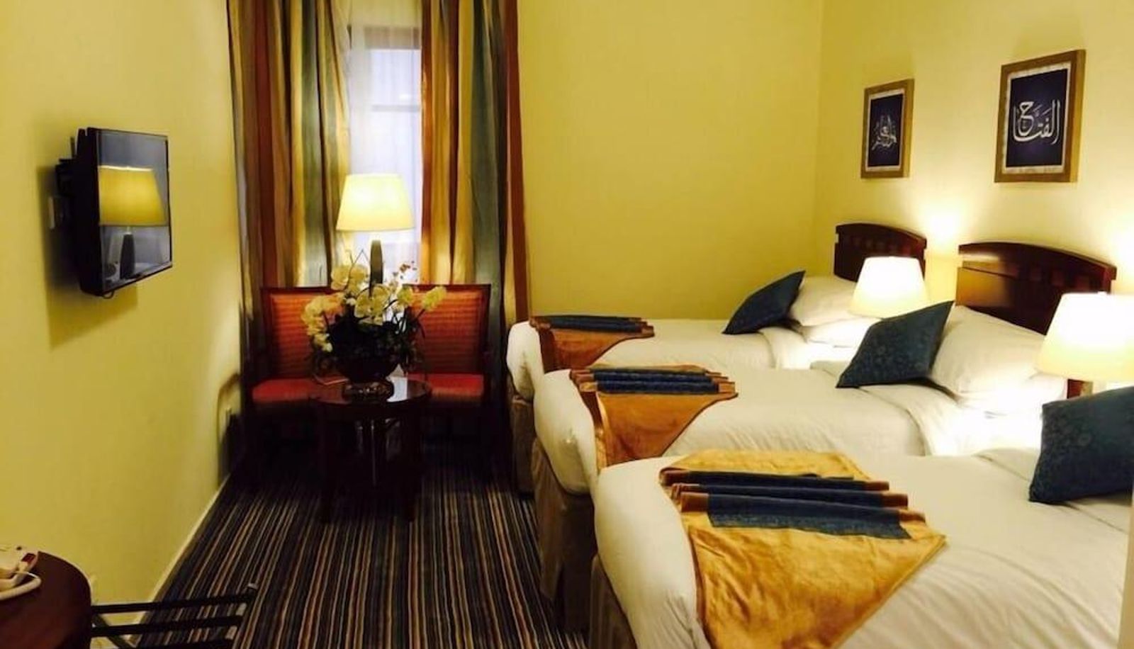 Habitación cuádruple - Al Eiman Al Qibla Hotel