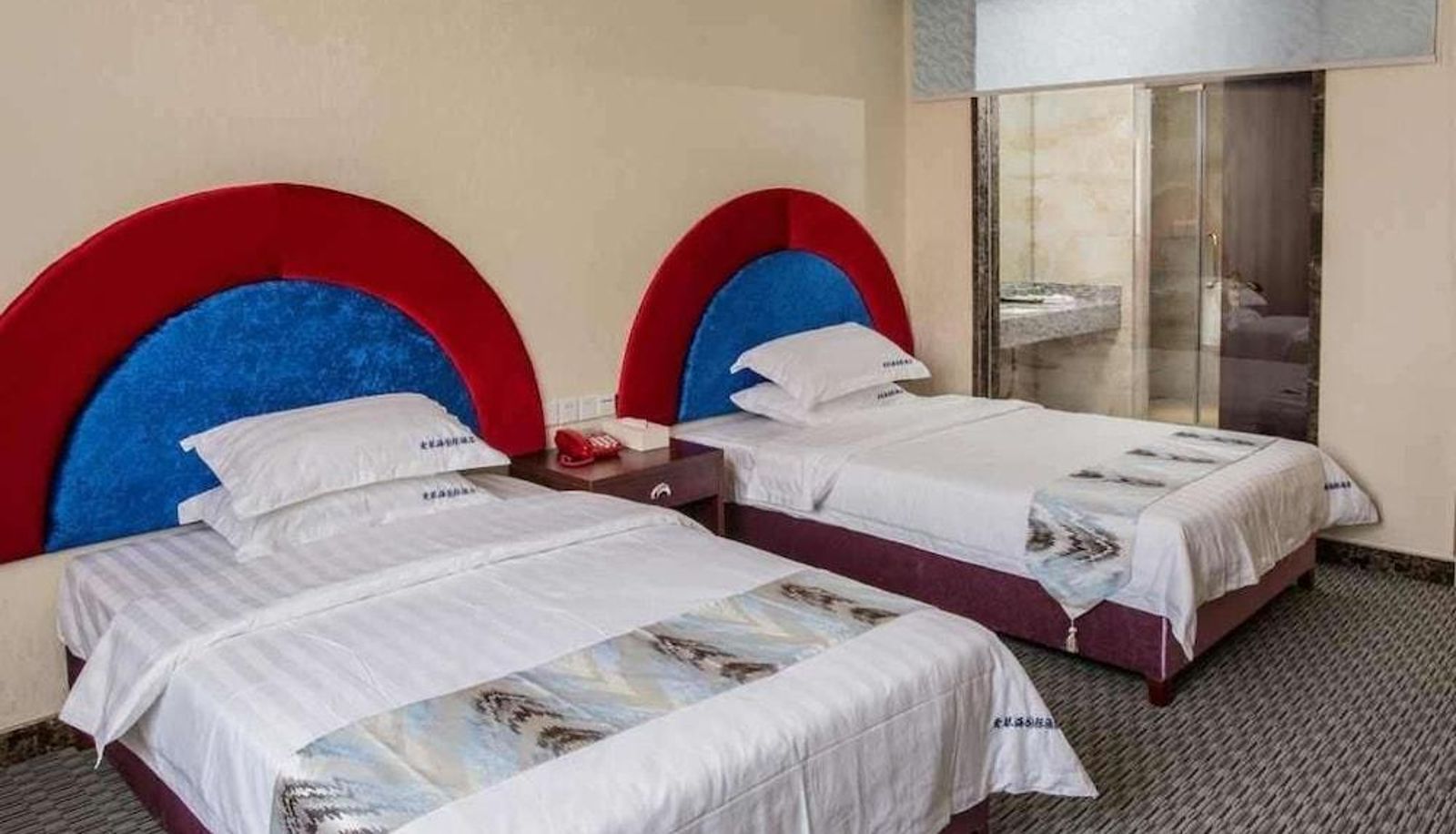 Standard room - Aiqinhai International Airport