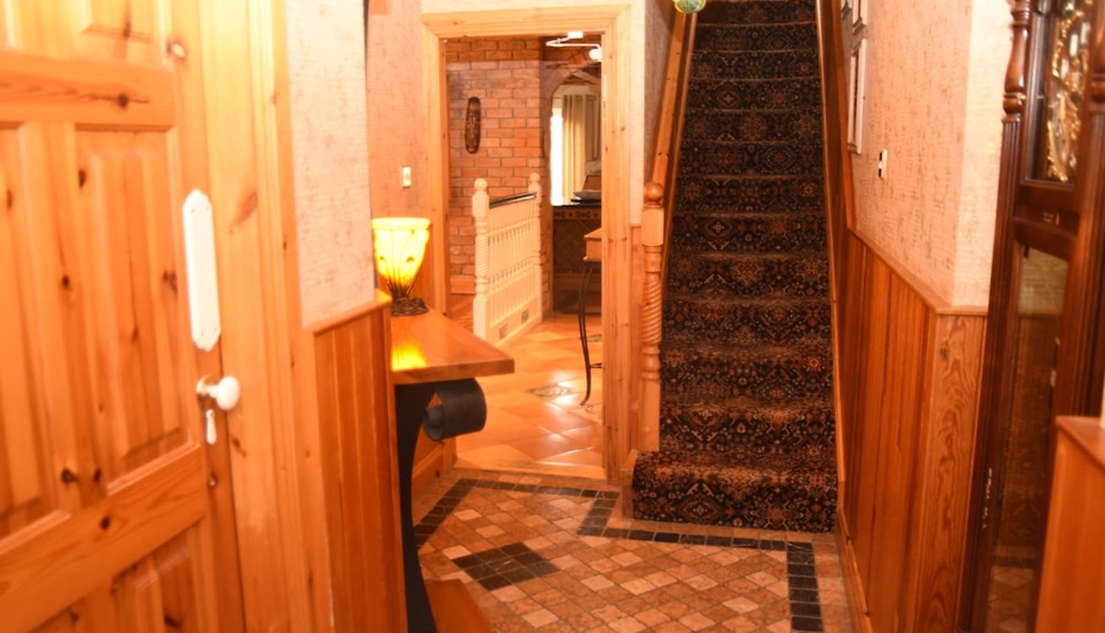 Hall - Copper Kettle B&B