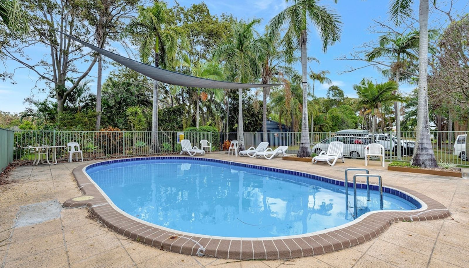 Pool - Sanctuary Lakes Fauna Retreat