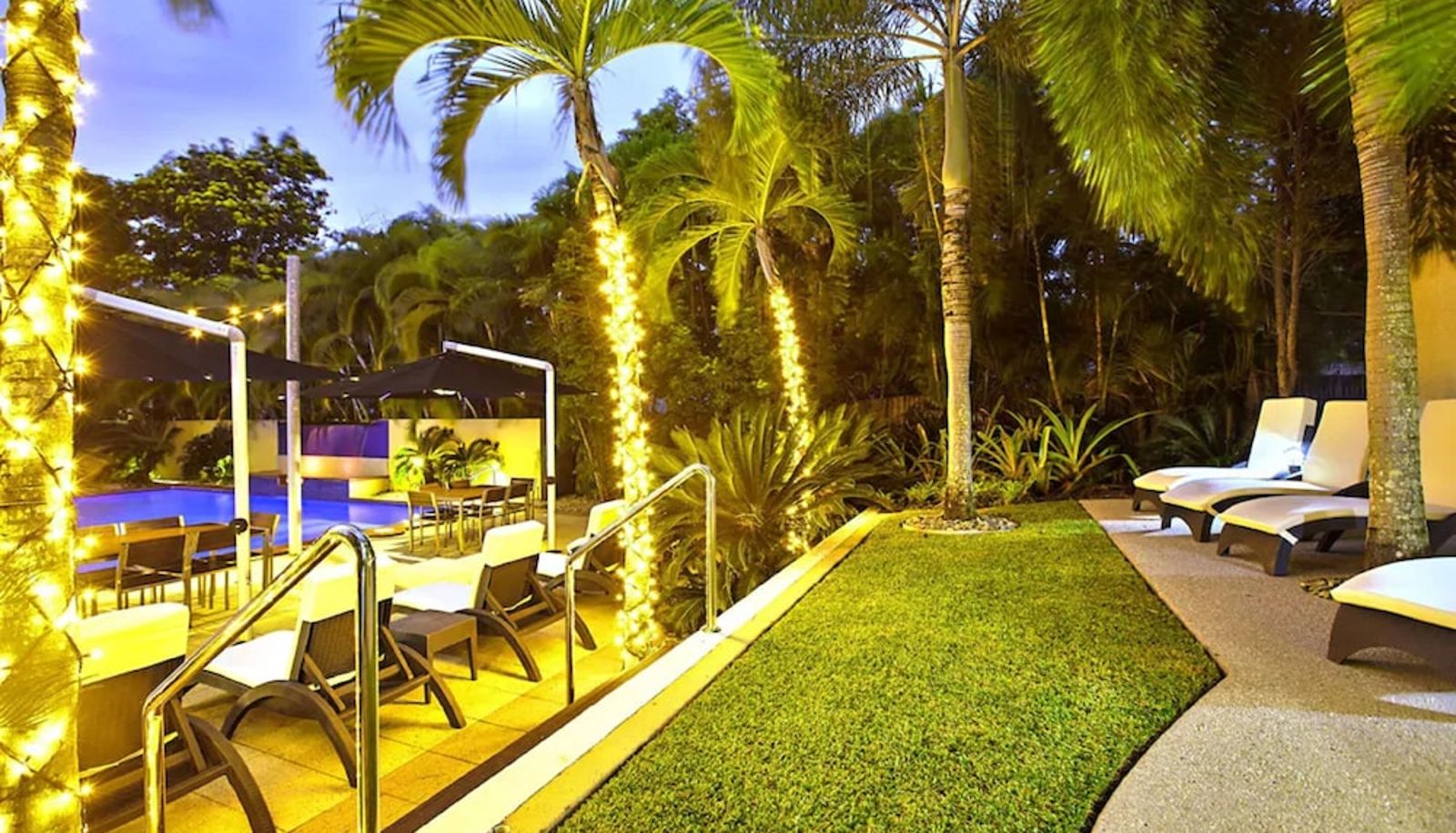 Info - Central Plaza Port Douglas Apartments
