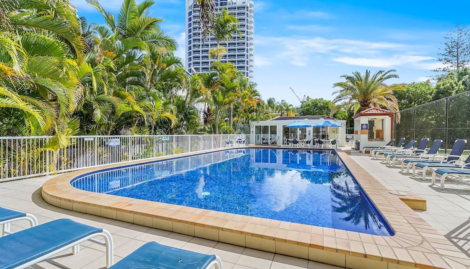Piscina - Surf Parade Resort
