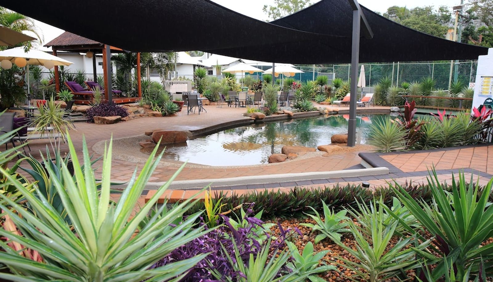 Pool - Island Leisure Resort