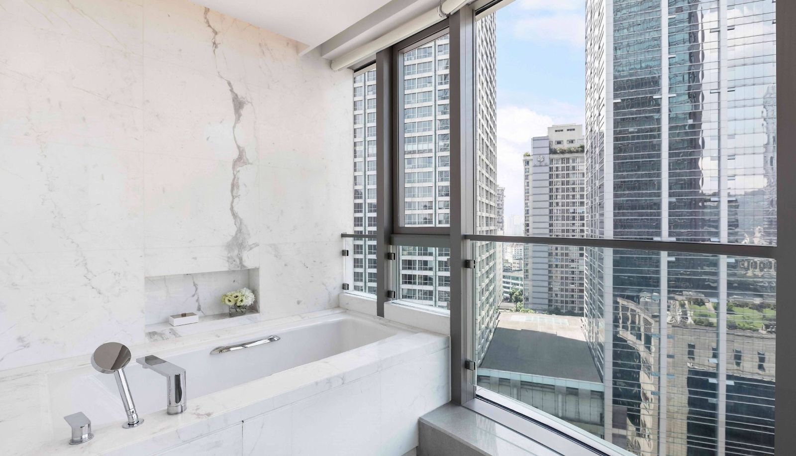 Camera - Marriott Executive Apartments Chongqing