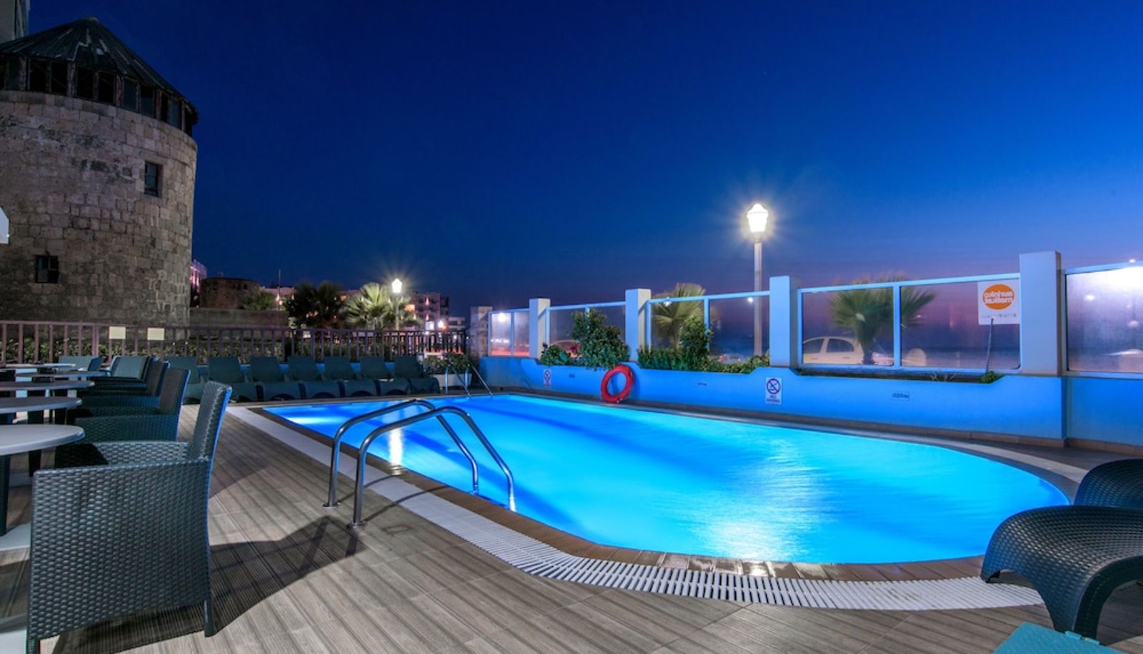 Zwembad - Hotel Riviera