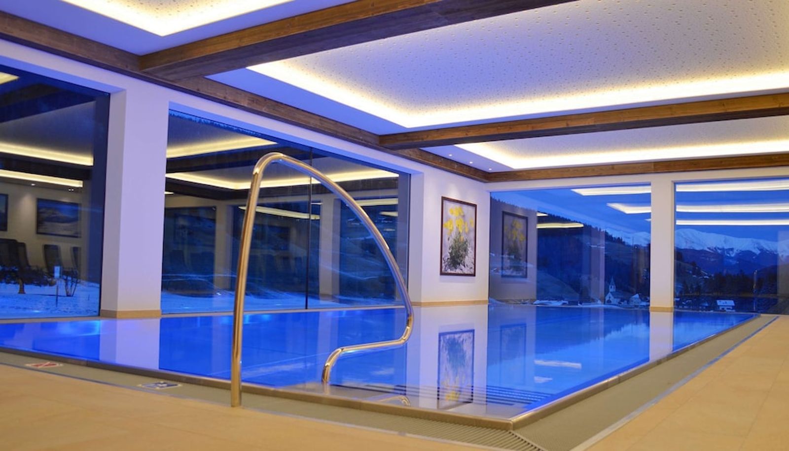Pool - Hotel Trenker