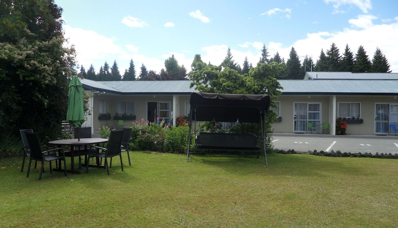 Garden - Aden Motel