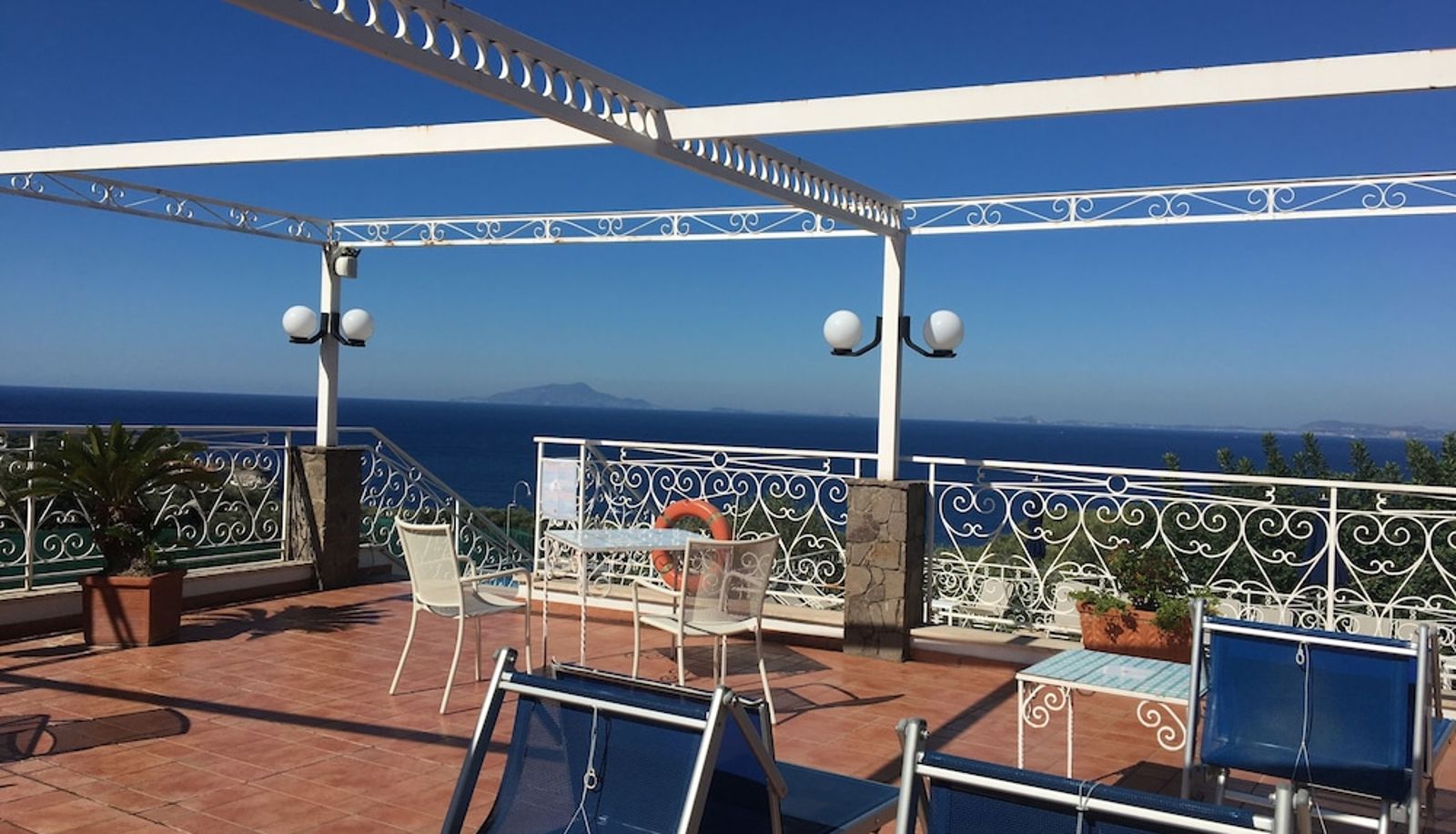 Terrace - Hotel Dania