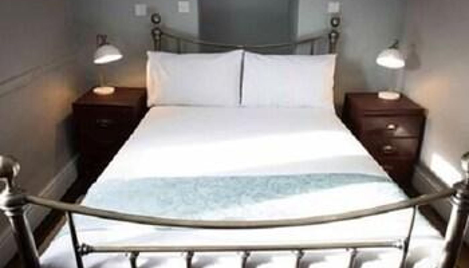 Standard room - Red Lion Inn