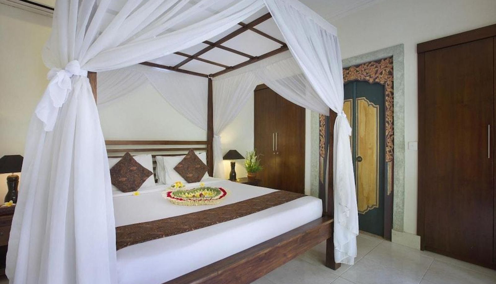 Standardzimmer - Mawa House by Pramana Villas