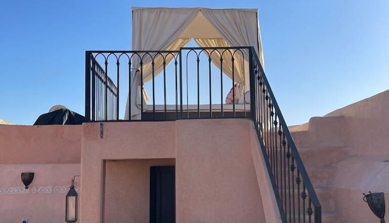 Info - Riad Ta'achchaqa