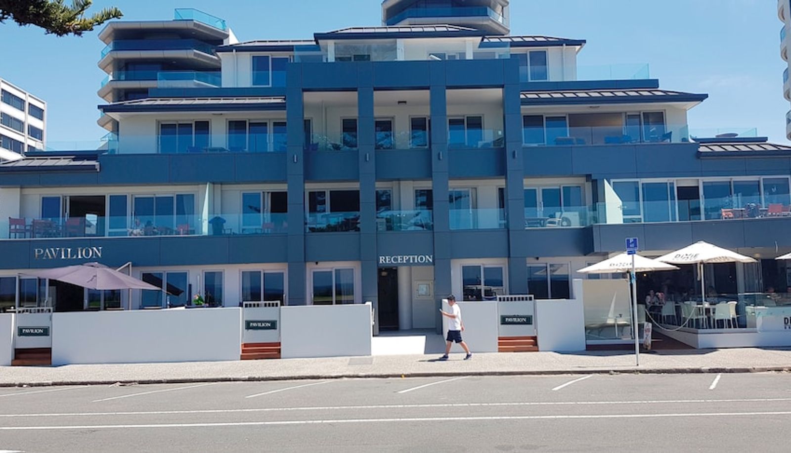 Restaurant - The Pavilions Beachfront Apartments