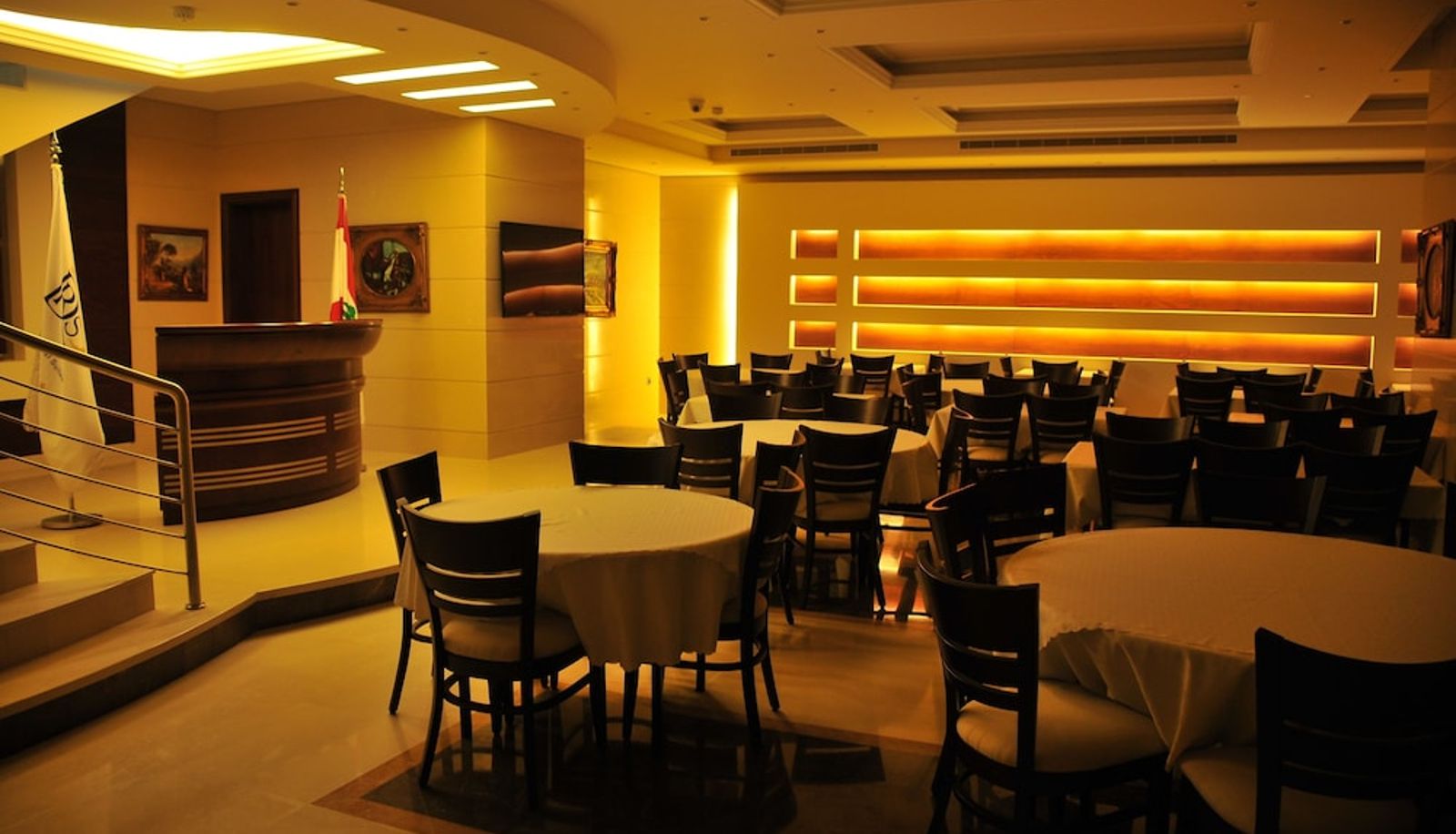 Restaurante - Dolphin Royal Suites