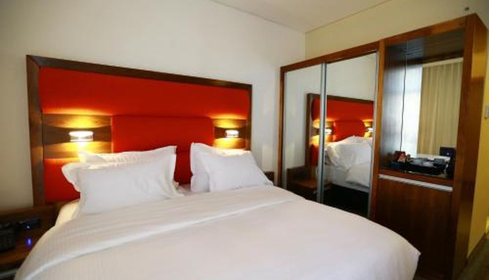 Room - Garden Hotel Boutique & Events