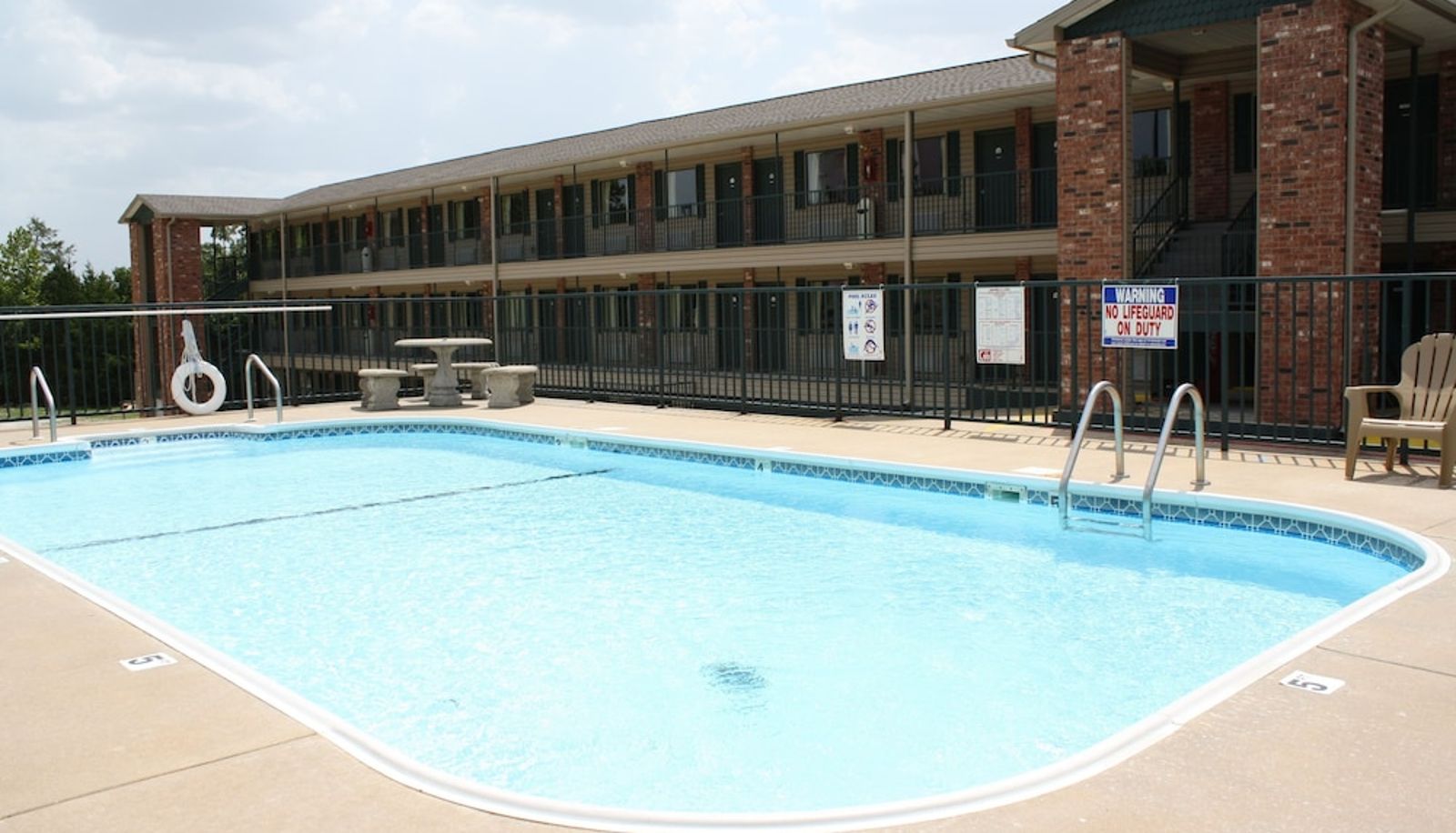 Pool - Green Gables Inn