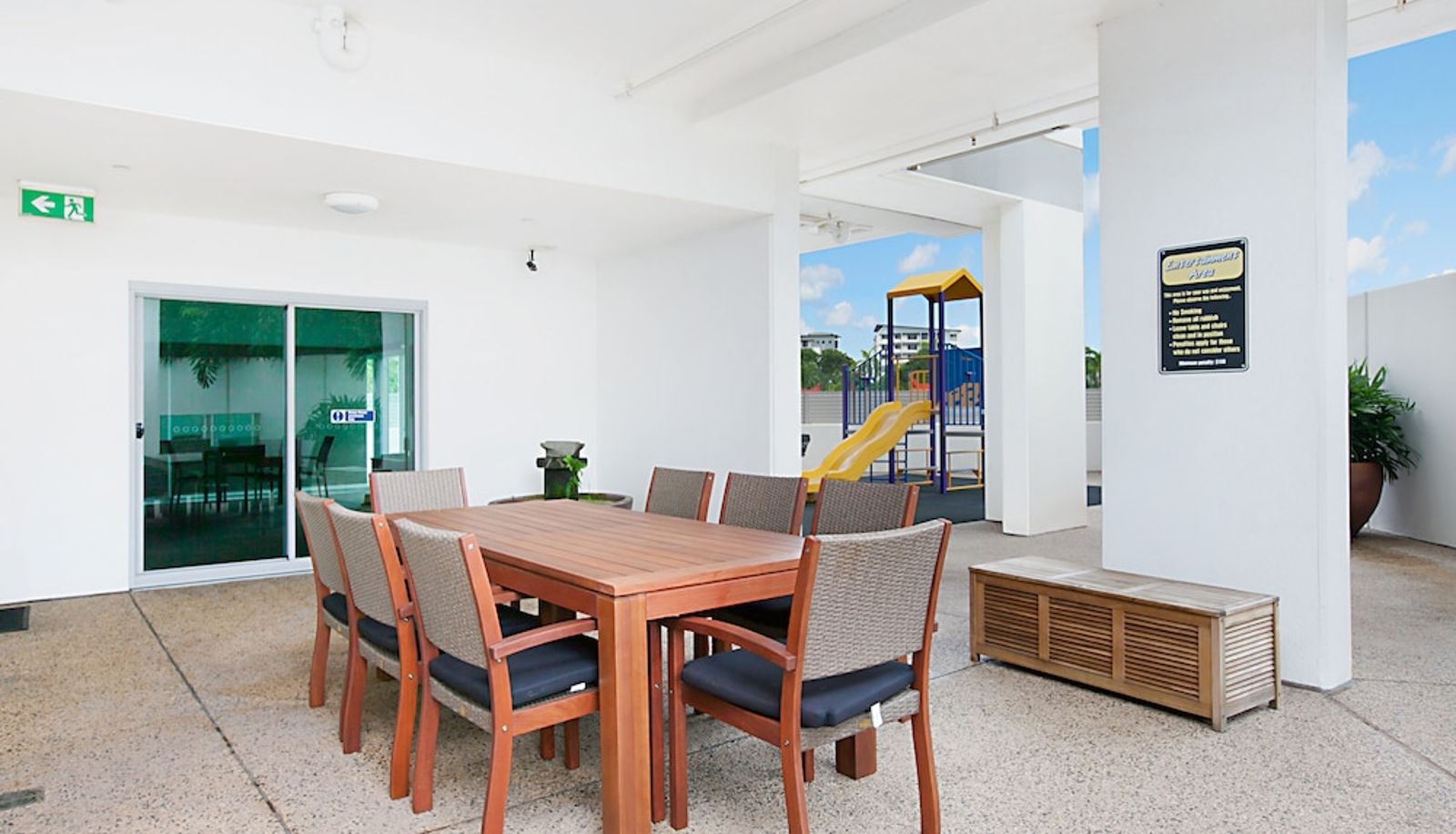 Info - Beachlife Holiday Apartments